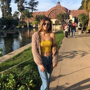 Meet your Posher, Melody